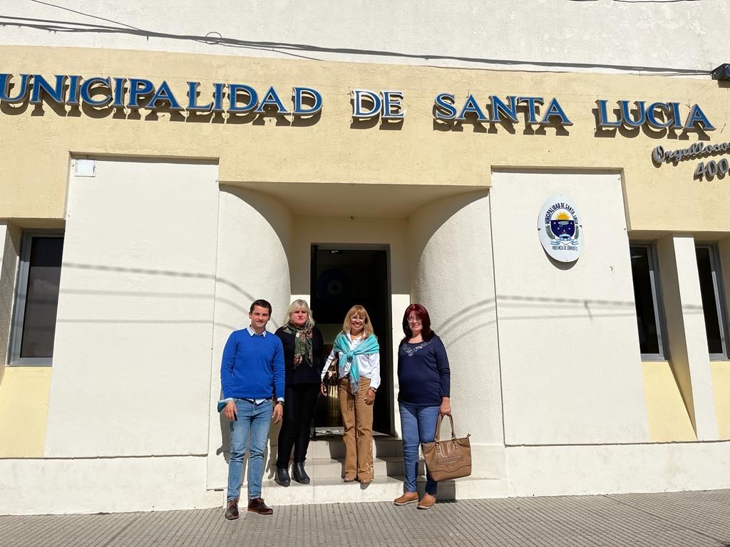 Visita del área de Adultos Mayores a cuatro localidades correntinas