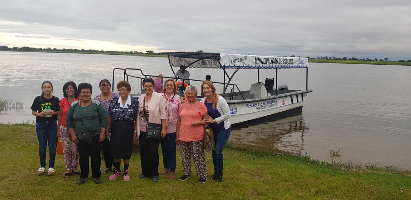 Múltiples actividades para personas mayores en Esquina