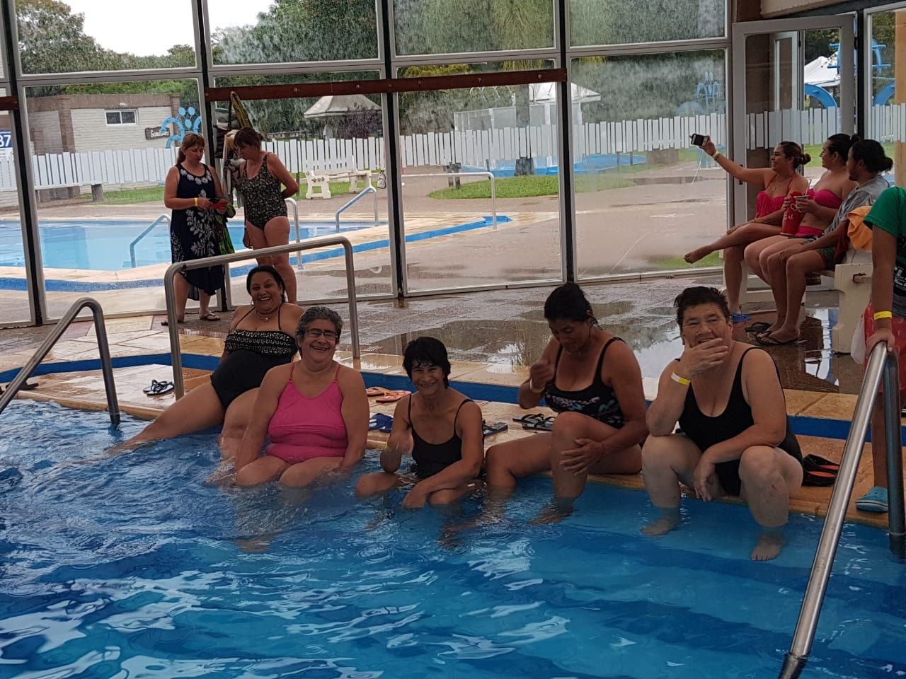 Múltiples actividades para personas mayores en Esquina