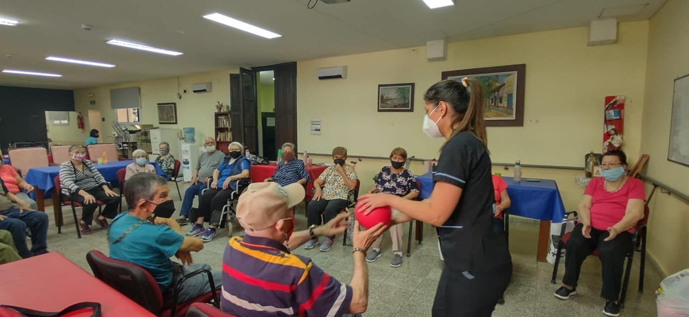 Centro de Día: “Nuestro deseo para todos es que tengan un muy feliz aniversario”