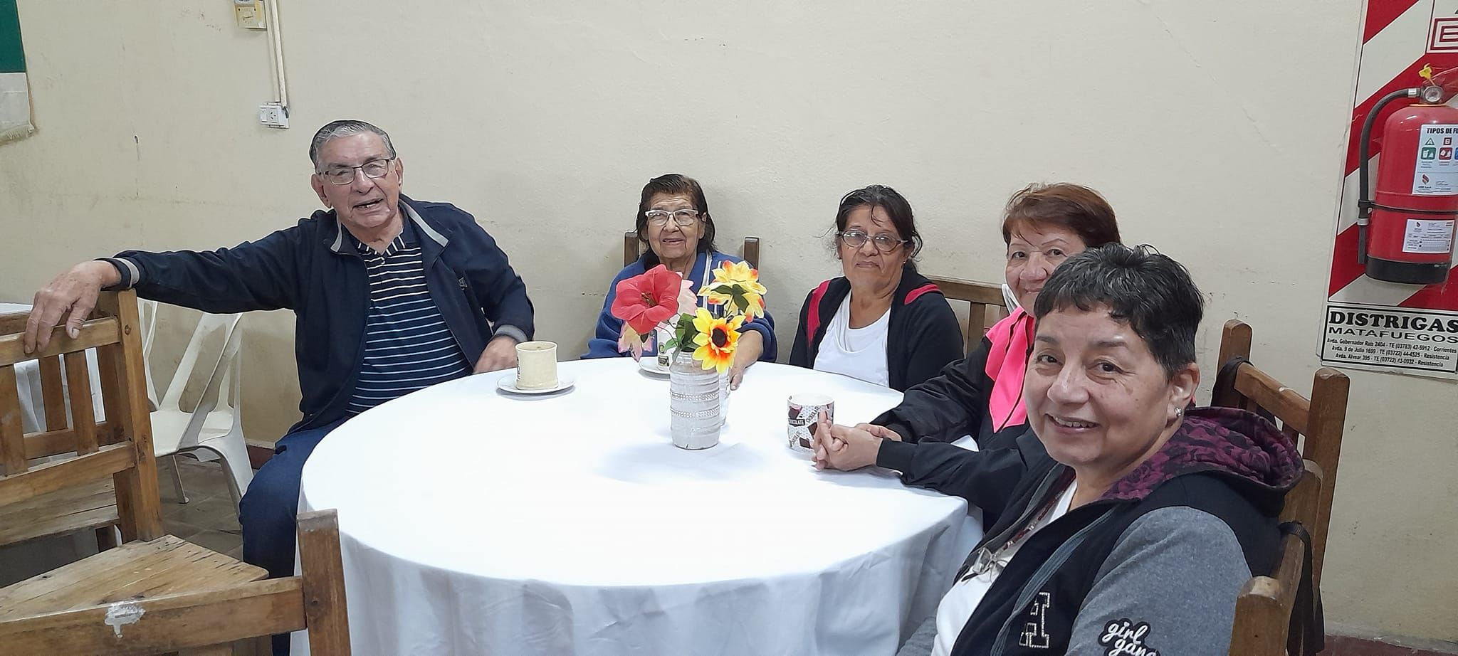 Tarde de chocolatada “por la amistad” en el Centro Playa Miramar