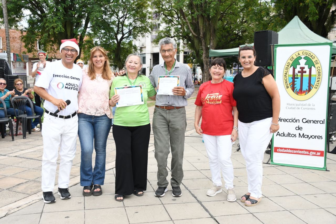 El programa Bien Activos cerró con una feria y exposición de trabajos