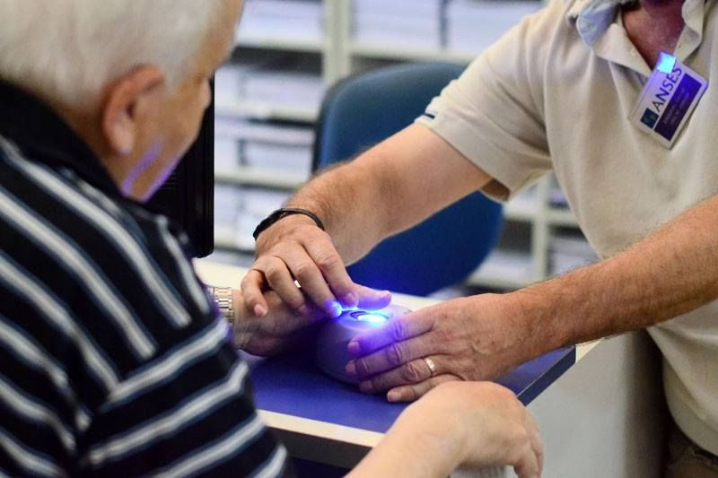 Los bancos ya no deben pedir más la fe de vida para el cobro de jubilaciones y pensiones