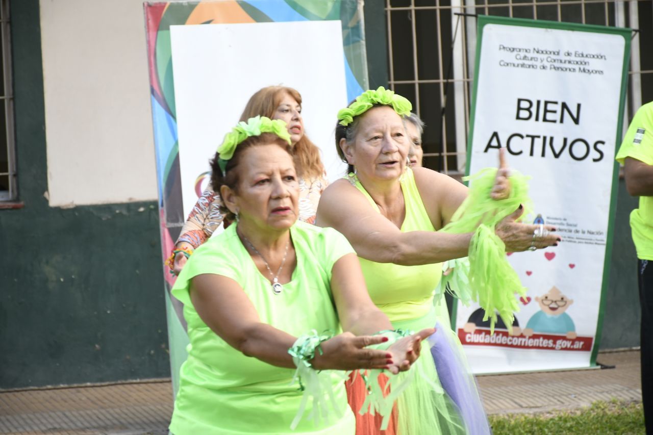 Ofrecen actividades de contención e integración para los AM