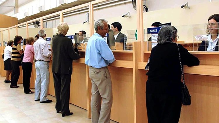 Con marzo, llega el aumento de las jubilaciones: calculadora para saber cuánto va a cobrar cada jubilado