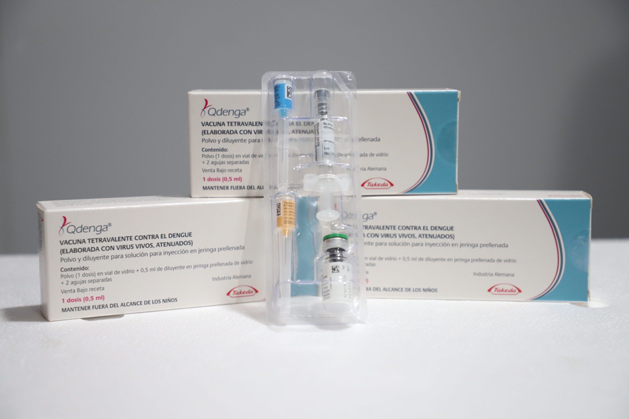 IOSCOR: AM + 60 podrán vacunarse contra el dengue con prescripción médica