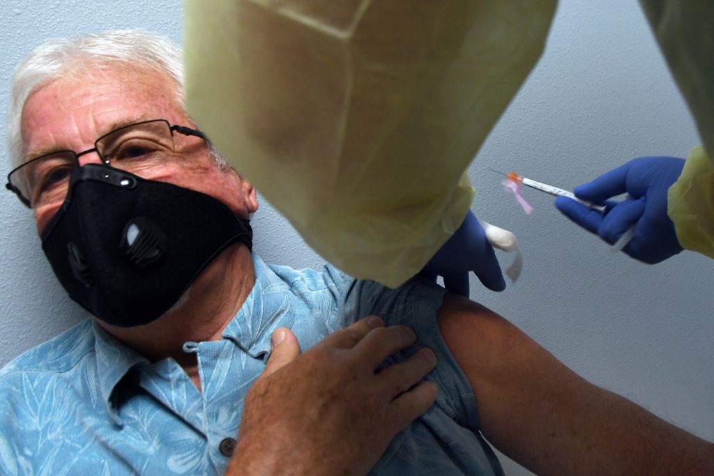 Vacunas para las personas mayores antes del invierno