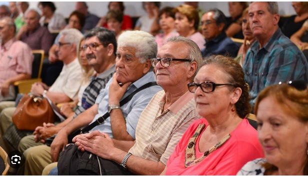 Se anunció el tercer aumento anual por la Ley de Movilidad para jubilaciones