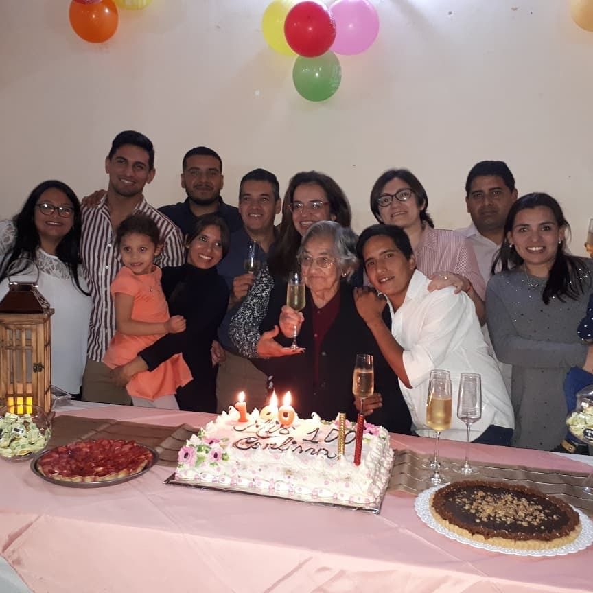Carlina celebró sus 103 primaveras rodeada de amor
