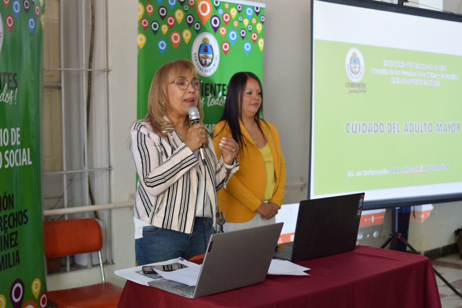 Exitosa capacitación al personal del Hogar de AM ”Juana Costa de Chapo”