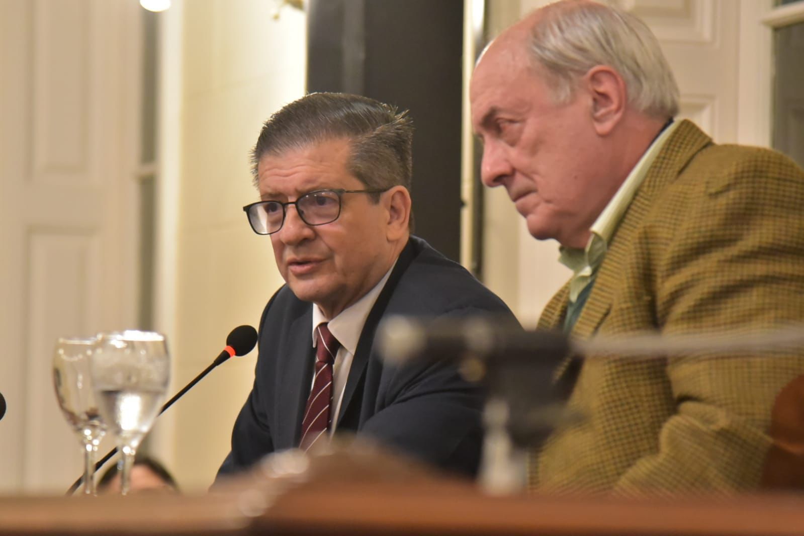 Conferencia en la Legislatura “Malvinas: cinco días decisivos” “La búsqueda de la verdad es un deber de toda la sociedad”
