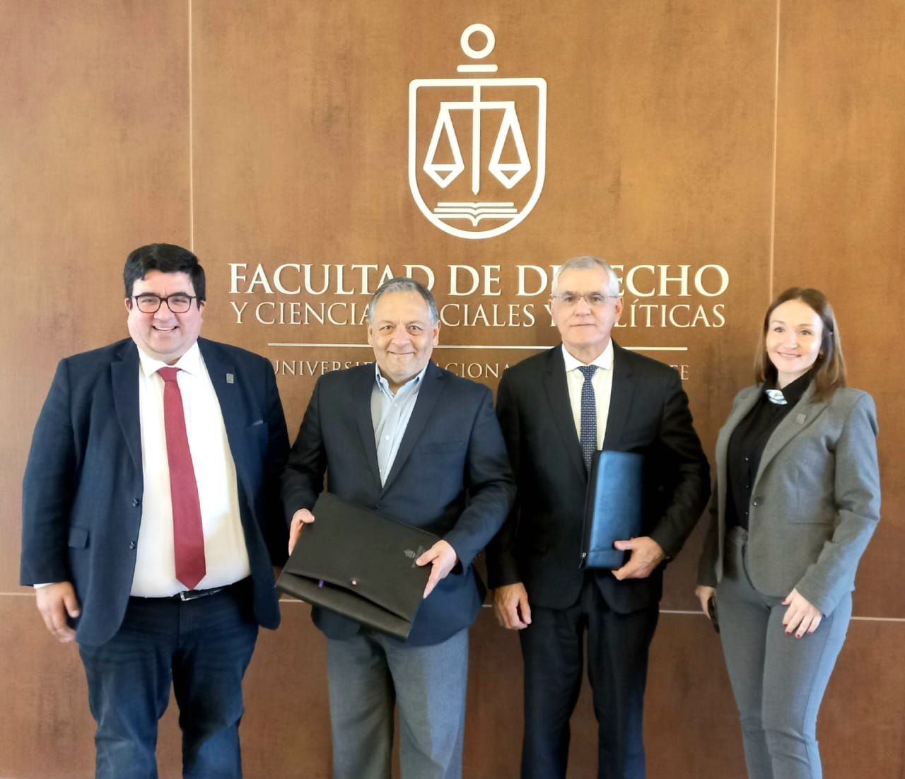 El IPSy la Facultad de Derecho de la UNNEsuscriben convenio para practicas profesionalizantes