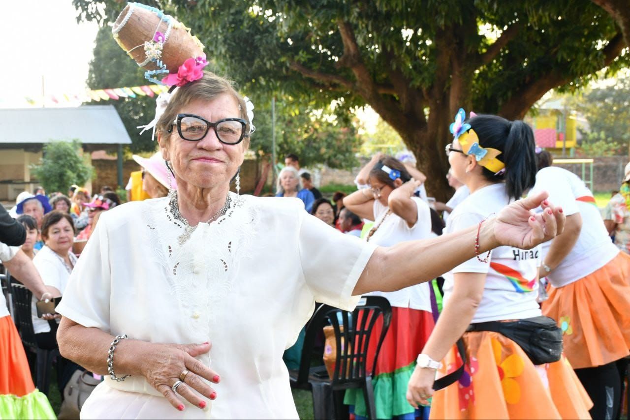 Adultos mayores celebraron el Día del Jubilado y la Primavera