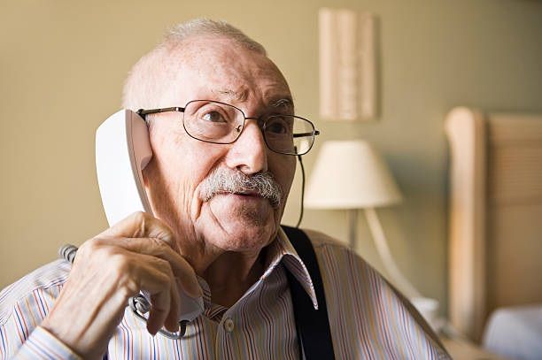 Habilitaron en Corrientes un Call Center exclusivo para adultos mayores