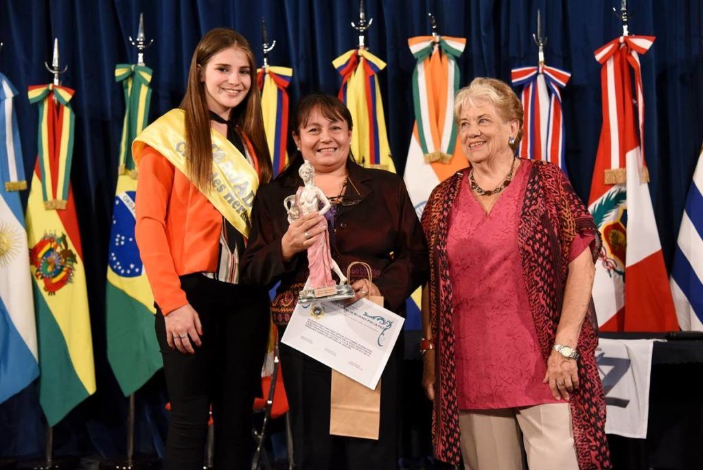 ”Ami Corrientes” de María de las Mercedes Vera por Laila E. Daitter