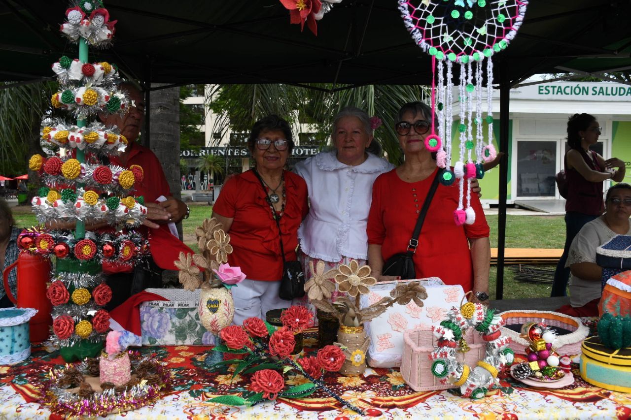 El programa Bien Activos cerró con una feria y exposición de trabajos