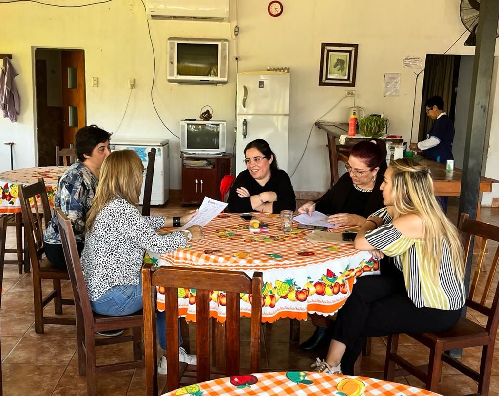 Se entregó recursos a Hogares de AMdel interior