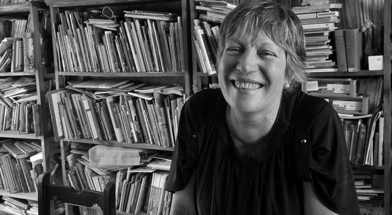 ”Extraño Oficio” de María Teresa Andruetto por Laila E. Daitter