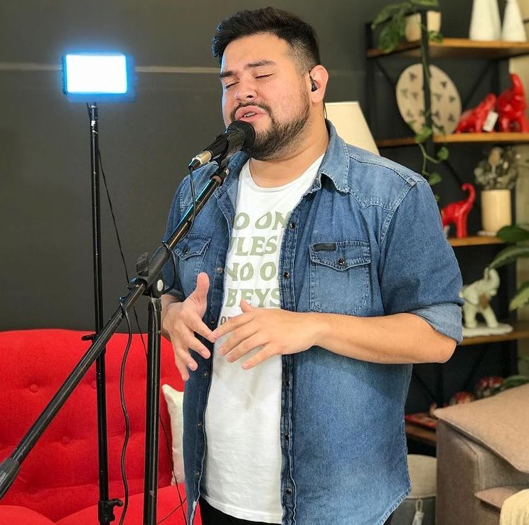 Homenaje por el Día de las Madres en las escalinatas del Vera