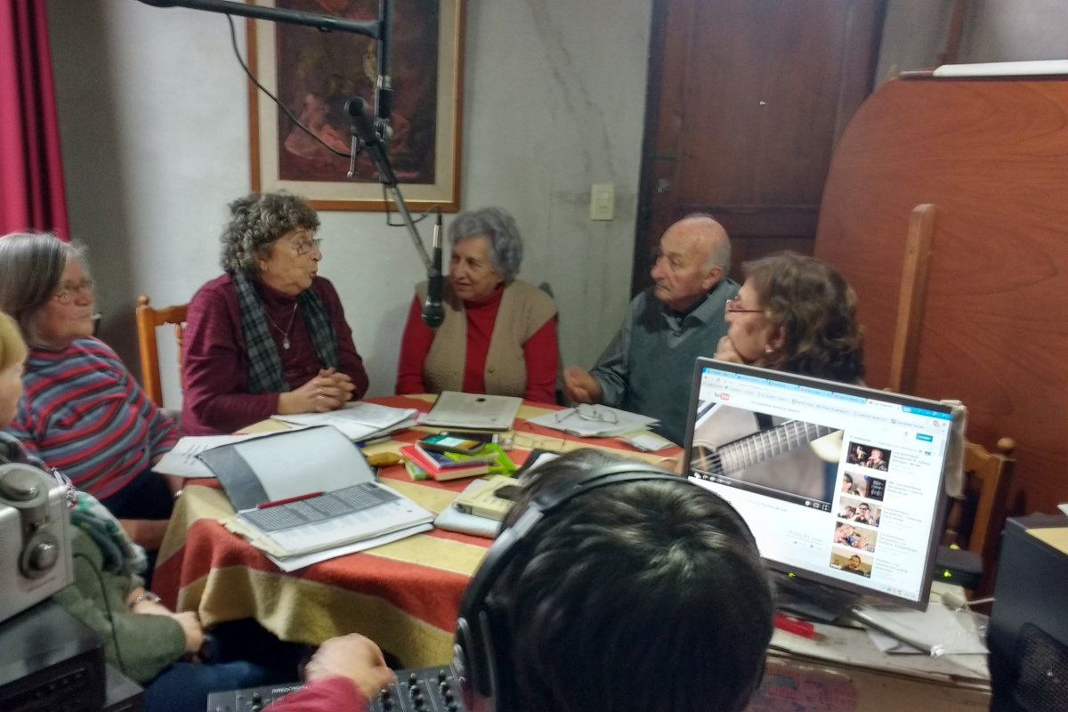 ¿Qué esperan las personas mayores de los periodistas?