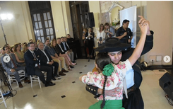 Homenaje a Don Tránsito Cocomarola en la Legislatura de Corrientes