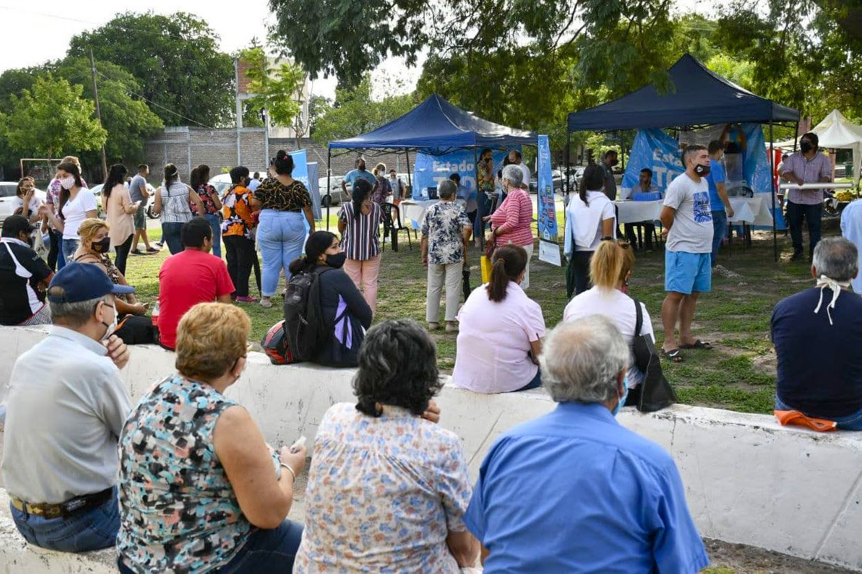 Pagan bono extraordinario a jubilados, pensionados y beneficiarios sociales de Corrientes