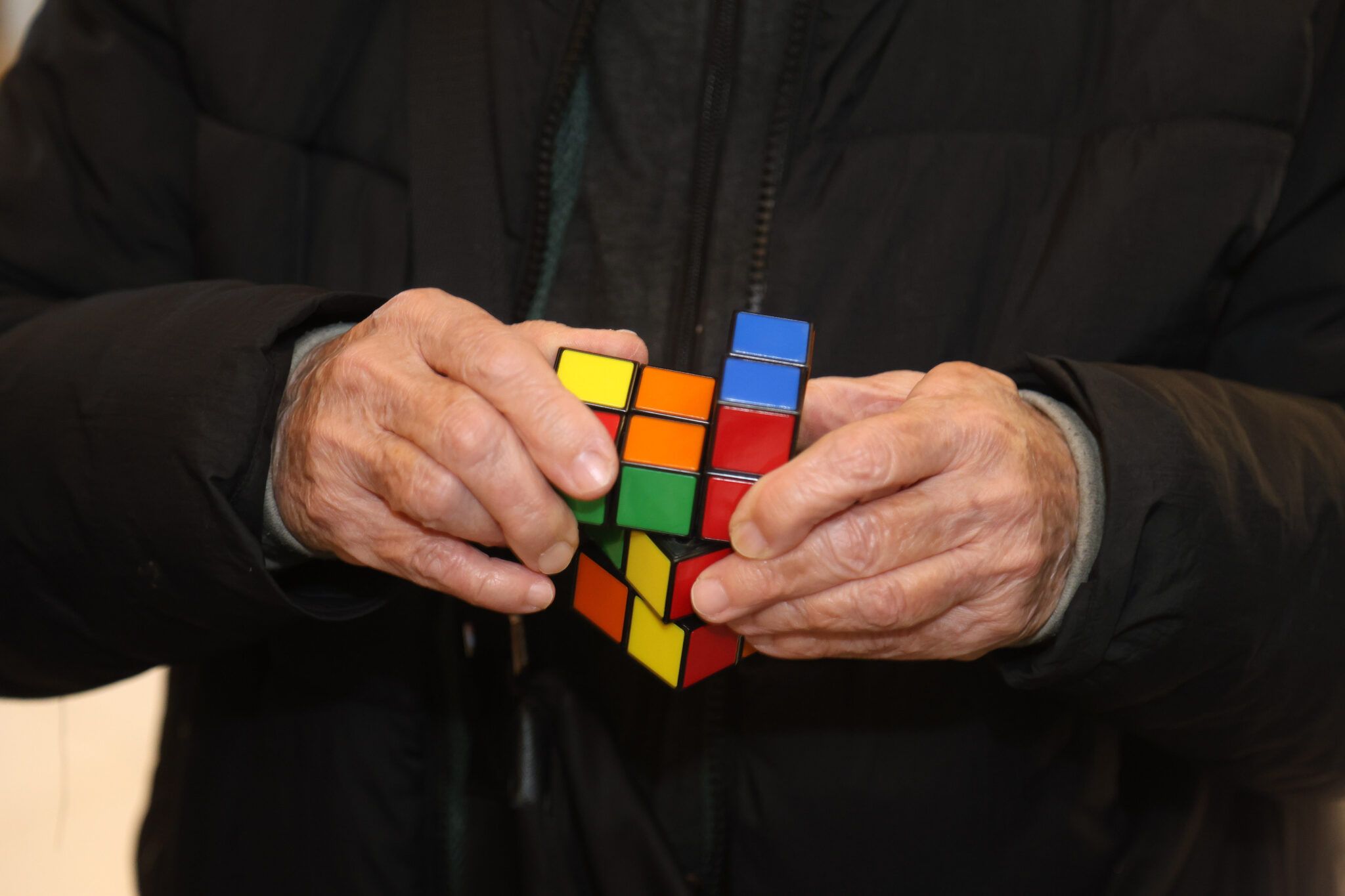 50 años del cubo de Rubik’s: un juguete que logró reinventarse y conquistar nuevas generaciones