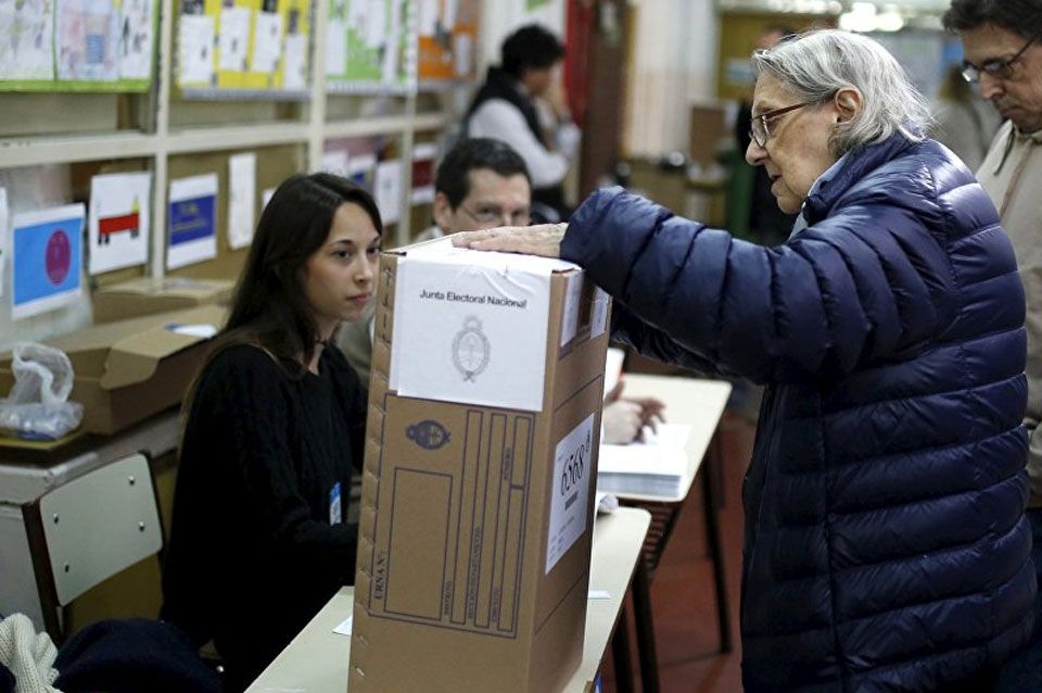 Recomendaciones para adultos mayores al votar en pandemia